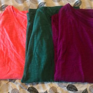American Eagle Set of 3 shirts